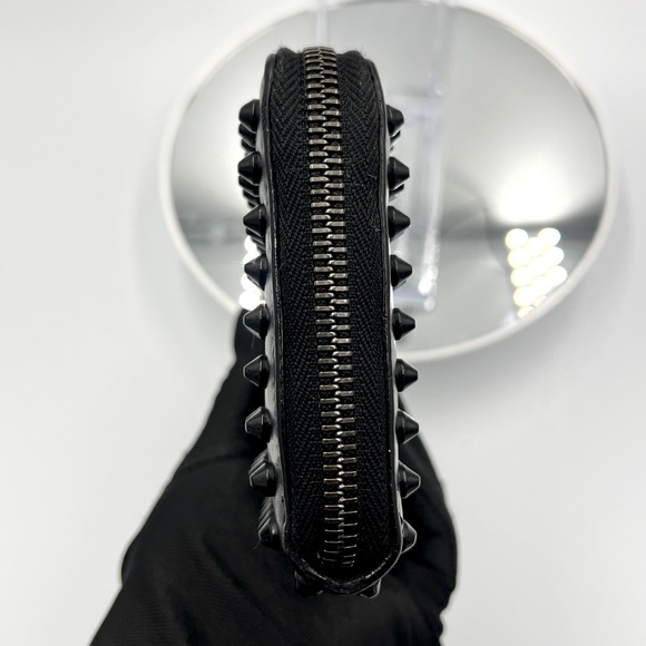 Christian Louboutin Continental Wallet - Picture 4 of 8